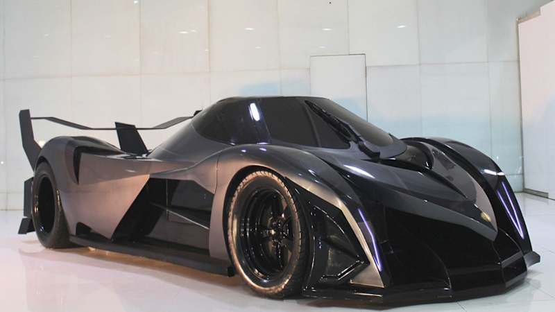 5,000-hp, 300-mph Devel Sixteen hypercar to show in Dubai